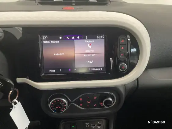 RENAULT TWINGO ELECTRIQUE III - voiture d'occasion - Photo 13