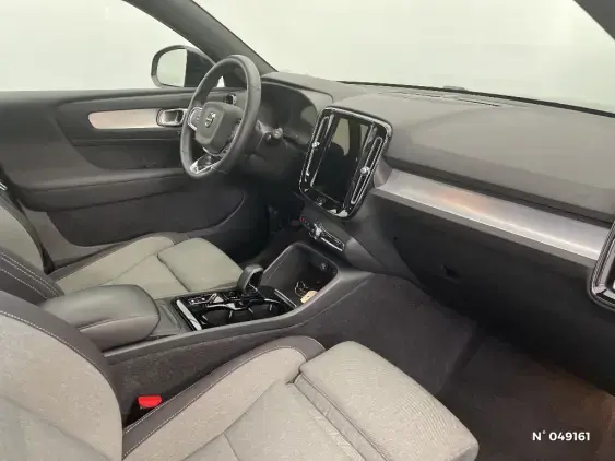 VOLVO XC40 - voiture d'occasion - Photo 10