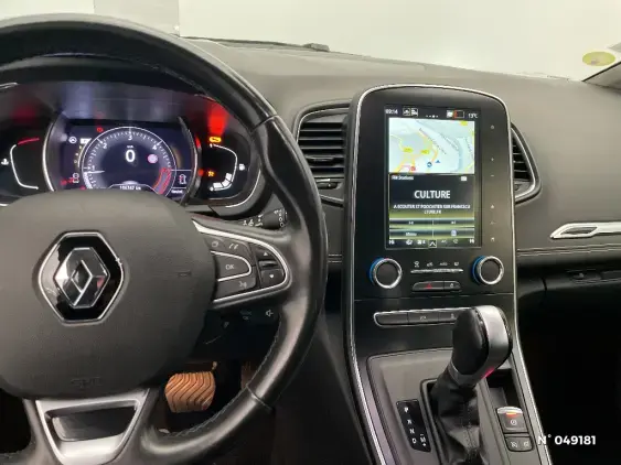RENAULT SCENIC IV - voiture d'occasion - Photo 13