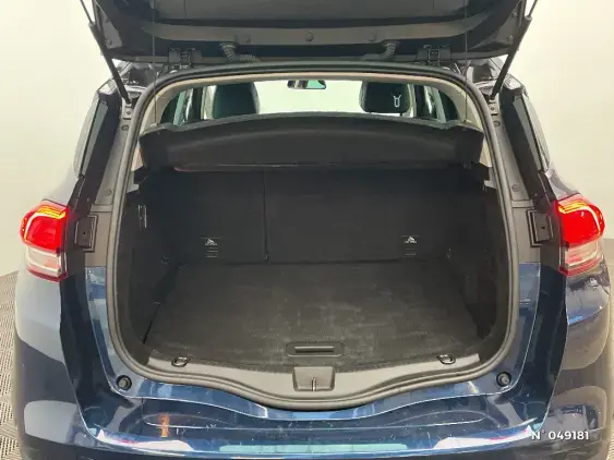 RENAULT SCENIC IV - voiture d'occasion - Photo 7