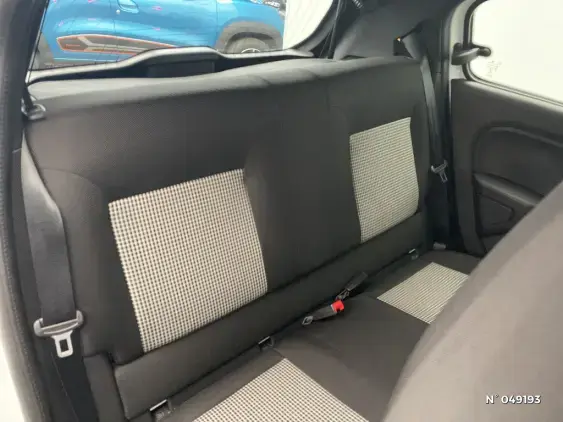 RENAULT TWINGO III - voiture d'occasion - Photo 11