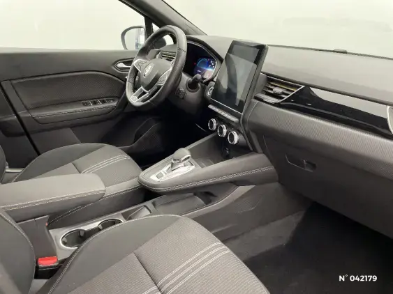 RENAULT CAPTUR II - voiture d'occasion - Photo 10