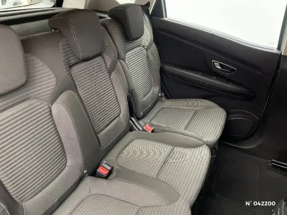 RENAULT SCENIC IV - voiture d'occasion - Photo 11