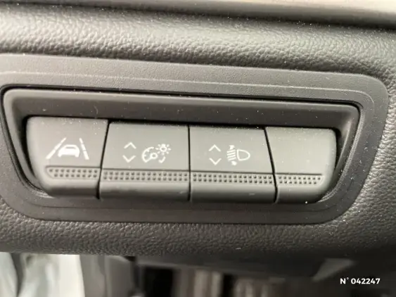 RENAULT CAPTUR II - voiture d'occasion - Photo 15