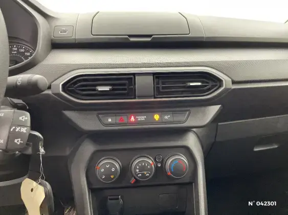 DACIA SANDERO III - voiture d'occasion - Photo 13