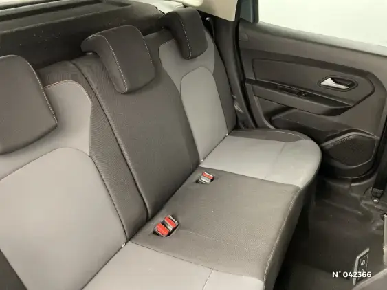 DACIA DUSTER II - voiture d'occasion - Photo 11