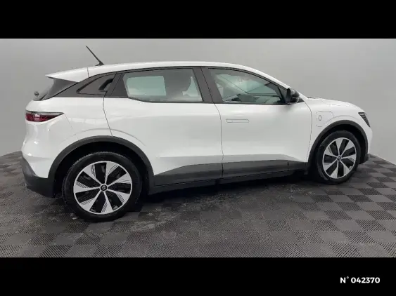 RENAULT MEGANE V - voiture d'occasion - Photo 5