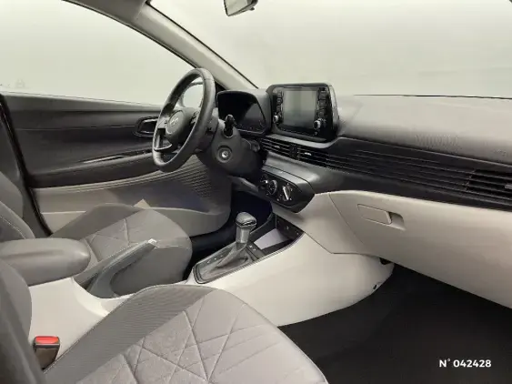 HYUNDAI BAYON - voiture d'occasion - Photo 10