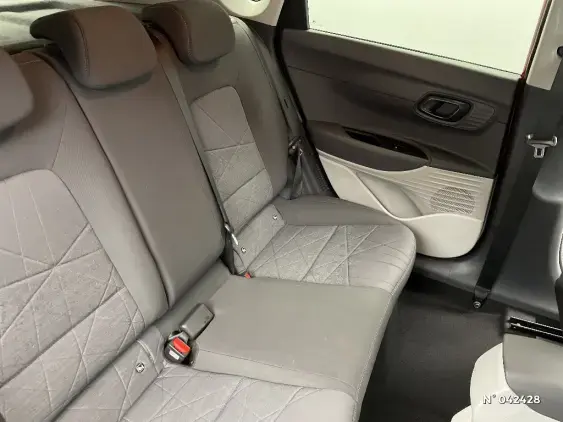 HYUNDAI BAYON - voiture d'occasion - Photo 11