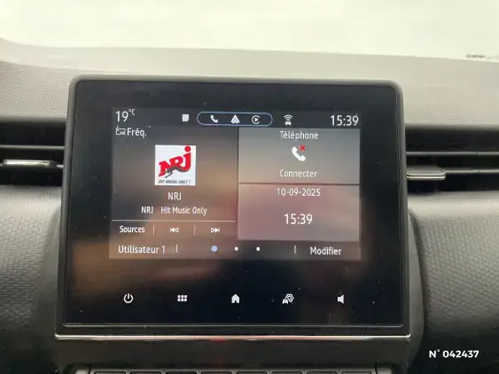 RENAULT CLIO V - voiture d'occasion - Photo 13