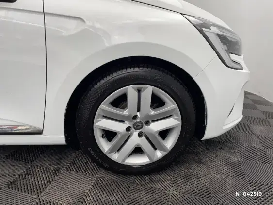 RENAULT CLIO V - voiture d'occasion - Photo 8