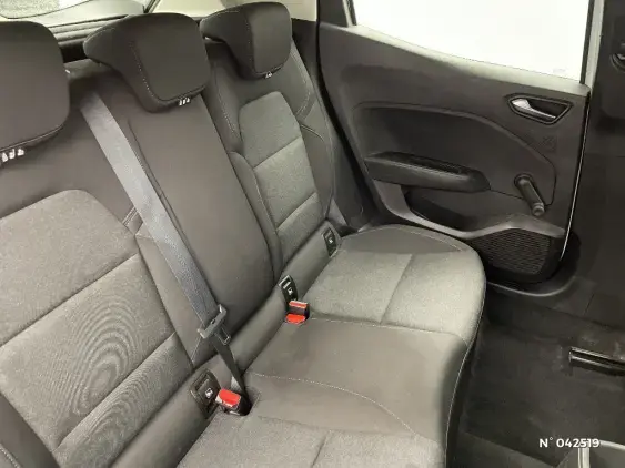 RENAULT CLIO V - voiture d'occasion - Photo 11