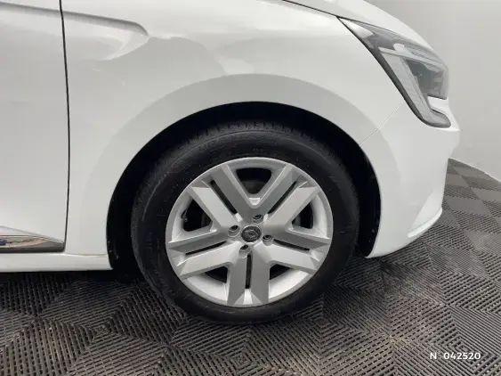 RENAULT CLIO V - voiture d'occasion - Photo 8