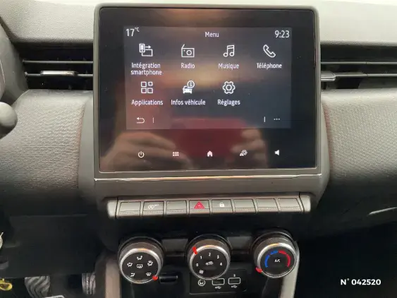 RENAULT CLIO V - voiture d'occasion - Photo 13