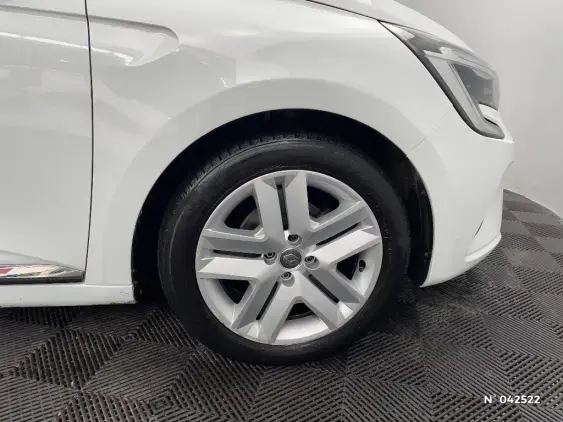 RENAULT CLIO V - voiture d'occasion - Photo 8