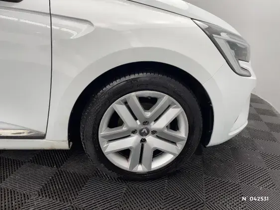 RENAULT CLIO V - voiture d'occasion - Photo 8