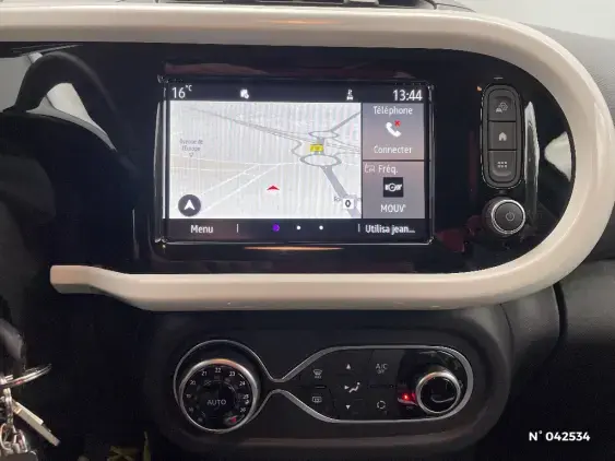 RENAULT TWINGO ELECTRIQUE III - voiture d'occasion - Photo 13