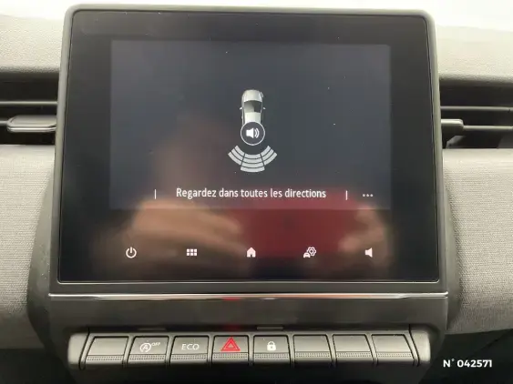 RENAULT CLIO V - voiture d'occasion - Photo 14