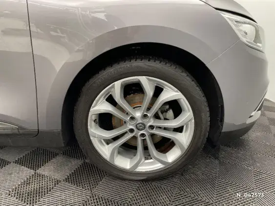 RENAULT SCENIC IV - voiture d'occasion - Photo 8