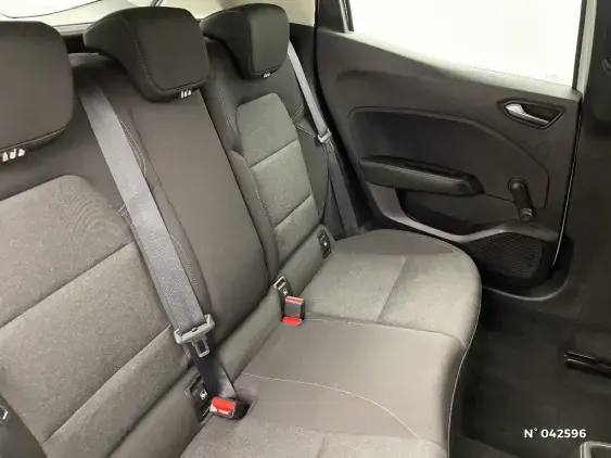 RENAULT CLIO V - voiture d'occasion - Photo 11