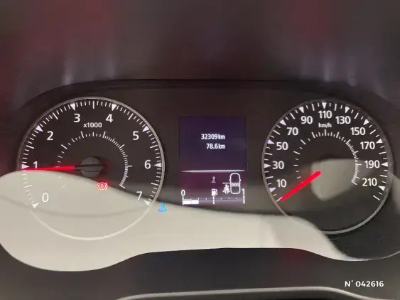 DACIA DUSTER II - voiture d'occasion - Photo 12