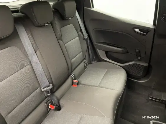 RENAULT CLIO V - voiture d'occasion - Photo 11