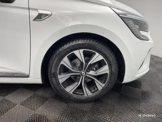 RENAULT CLIO V - voiture d'occasion - Photo 8