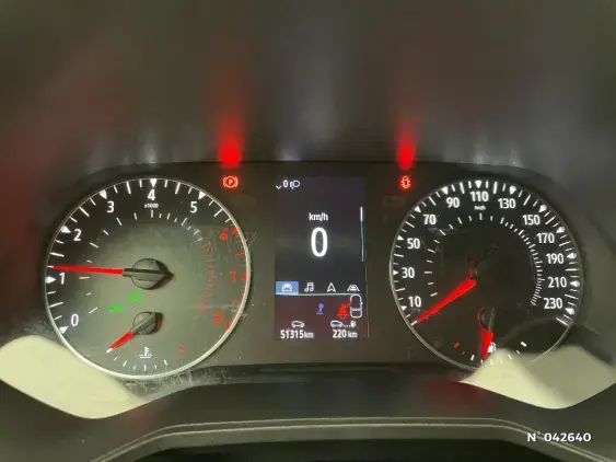 RENAULT CLIO V - voiture d'occasion - Photo 12