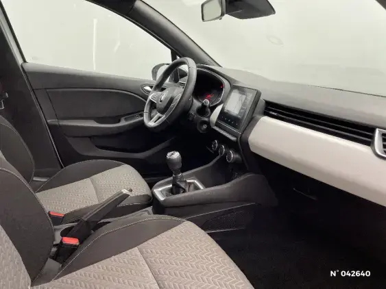 RENAULT CLIO V - voiture d'occasion - Photo 10