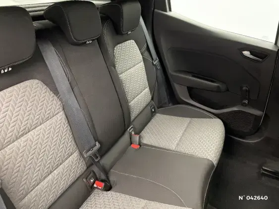 RENAULT CLIO V - voiture d'occasion - Photo 11