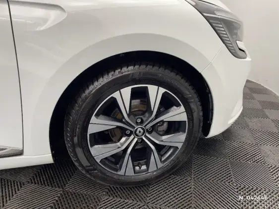 RENAULT CLIO V - voiture d'occasion - Photo 8