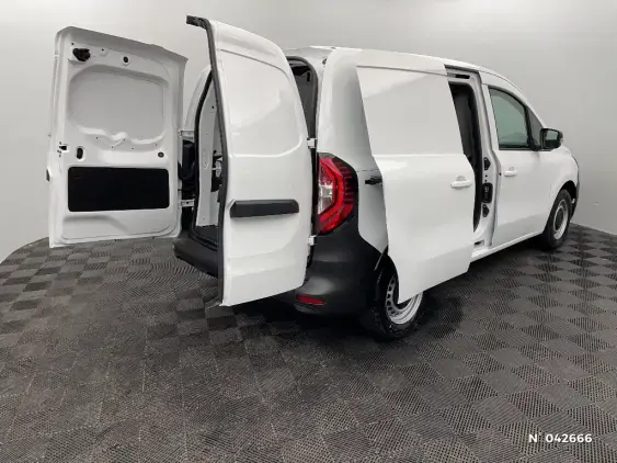 RENAULT KANGOO III - voiture d'occasion - Photo 24
