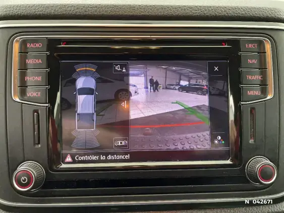 VOLKSWAGEN AMAROK - voiture d'occasion - Photo 14