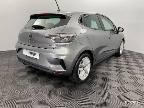 RENAULT CLIO V - voiture d'occasion - Photo 4