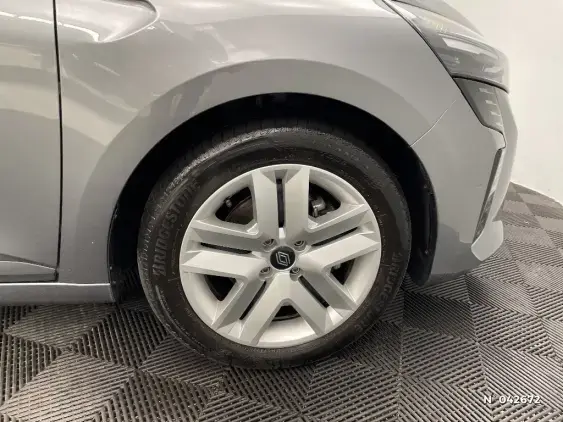 RENAULT CLIO V - voiture d'occasion - Photo 8