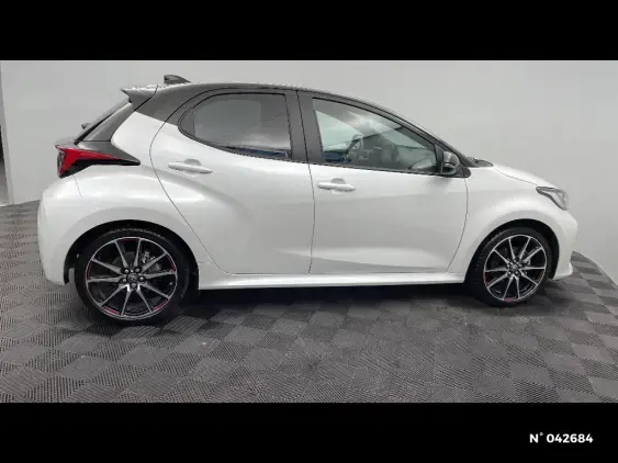 TOYOTA YARIS IV - voiture d'occasion - Photo 5