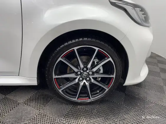 TOYOTA YARIS IV - voiture d'occasion - Photo 8