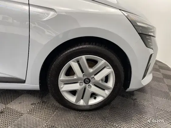 RENAULT CLIO V - voiture d'occasion - Photo 8