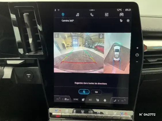 RENAULT MEGANE V - voiture d'occasion - Photo 14