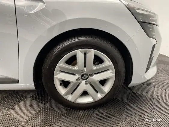 RENAULT CLIO V - voiture d'occasion - Photo 8