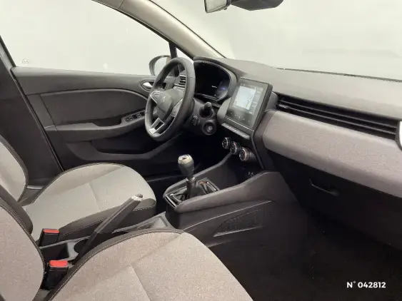 RENAULT CLIO V - voiture d'occasion - Photo 10