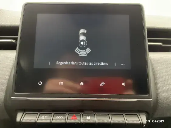 RENAULT CLIO V - voiture d'occasion - Photo 14