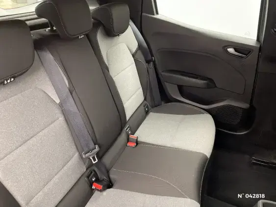 RENAULT CLIO V - voiture d'occasion - Photo 11