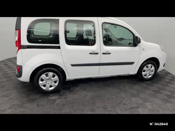 RENAULT KANGOO II - voiture d'occasion - Photo 5