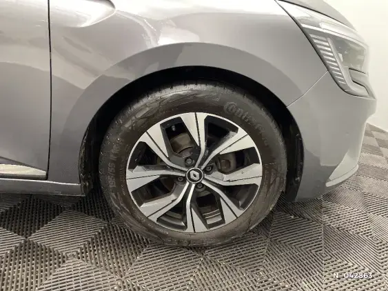 RENAULT CLIO V - voiture d'occasion - Photo 8