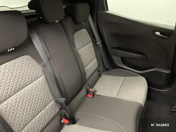 RENAULT CLIO V - voiture d'occasion - Photo 11