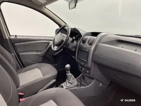 DACIA DUSTER - voiture d'occasion - Photo 10