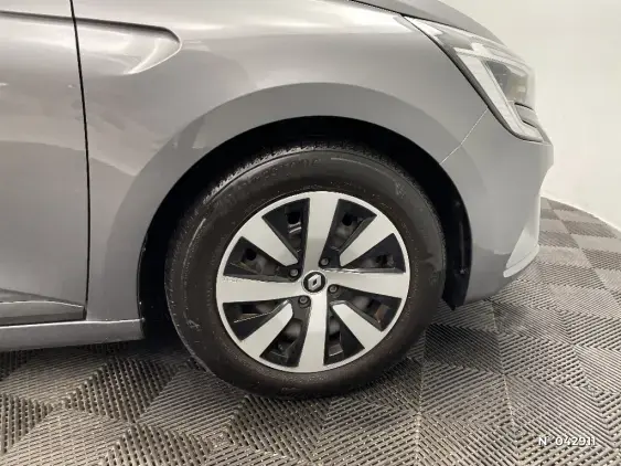 RENAULT CLIO V - voiture d'occasion - Photo 8