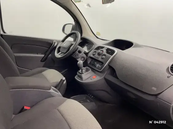 RENAULT KANGOO II - voiture d'occasion - Photo 9