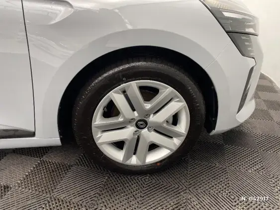 RENAULT CLIO V - voiture d'occasion - Photo 8